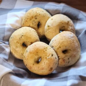 Jalapeno Cheddar Bagels